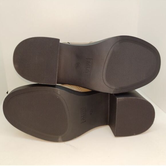 MIA Women's Beige Lace-Up Chunk Heel Boots - Size 8 NWT - Picture 6 of 7